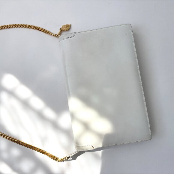 VINTAGE GUCCI White Leather & Gold Strap Crossbody Clutch / Purse 406 004 626 - Picture 6 of 16